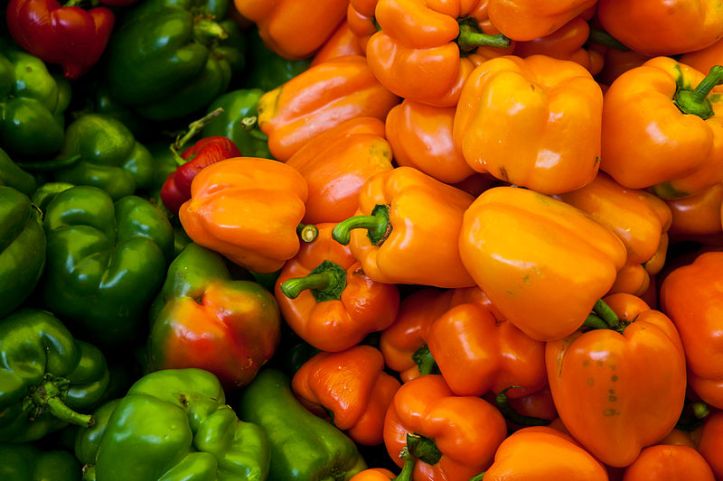 Chiles_in_Tenancingo_Market