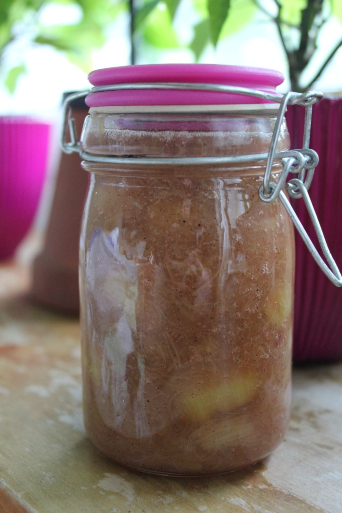 Rabarbermarmelad med vanilj