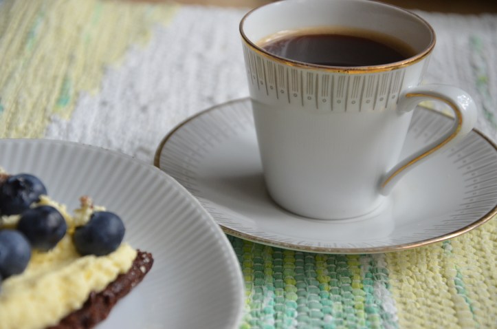 Punschtårtan passar perfekt till hett, nykokt kaffe...